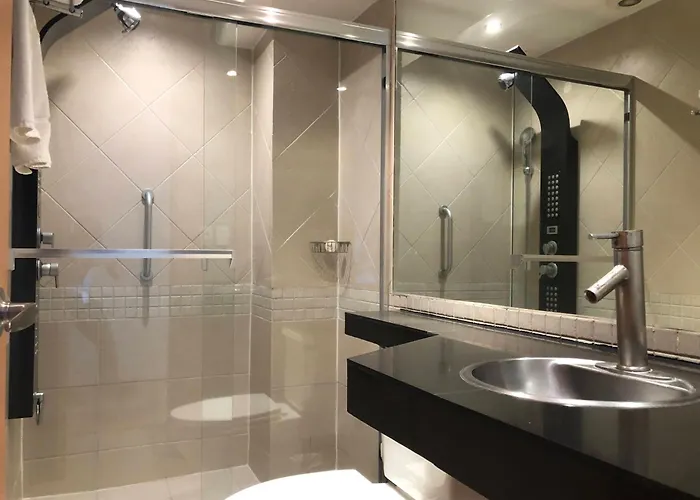 Capri Reforma 410 Aparthotel 4*